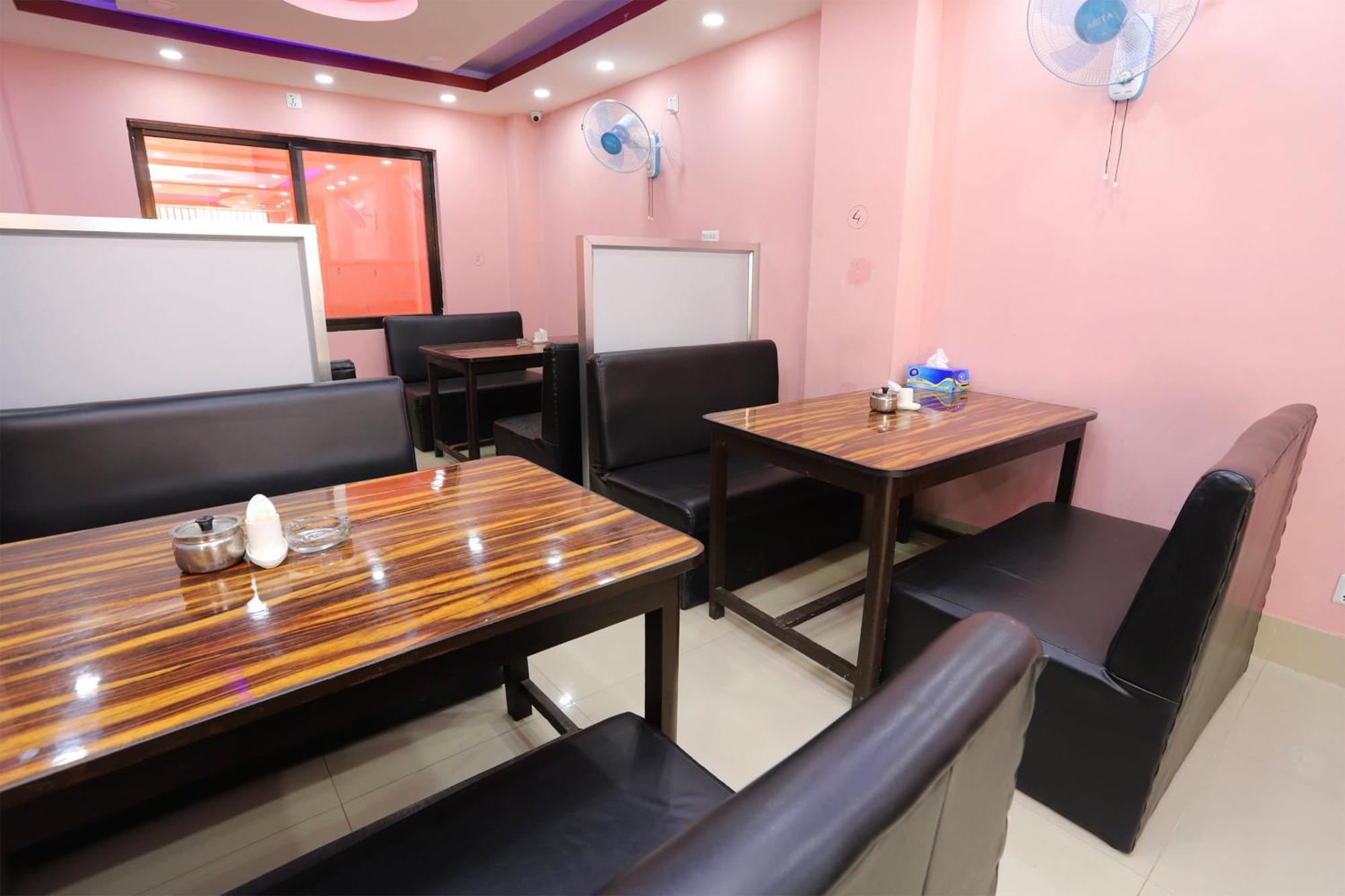Oyo 137 Hotel Pranisha Inn Pashupatināth 외부 사진